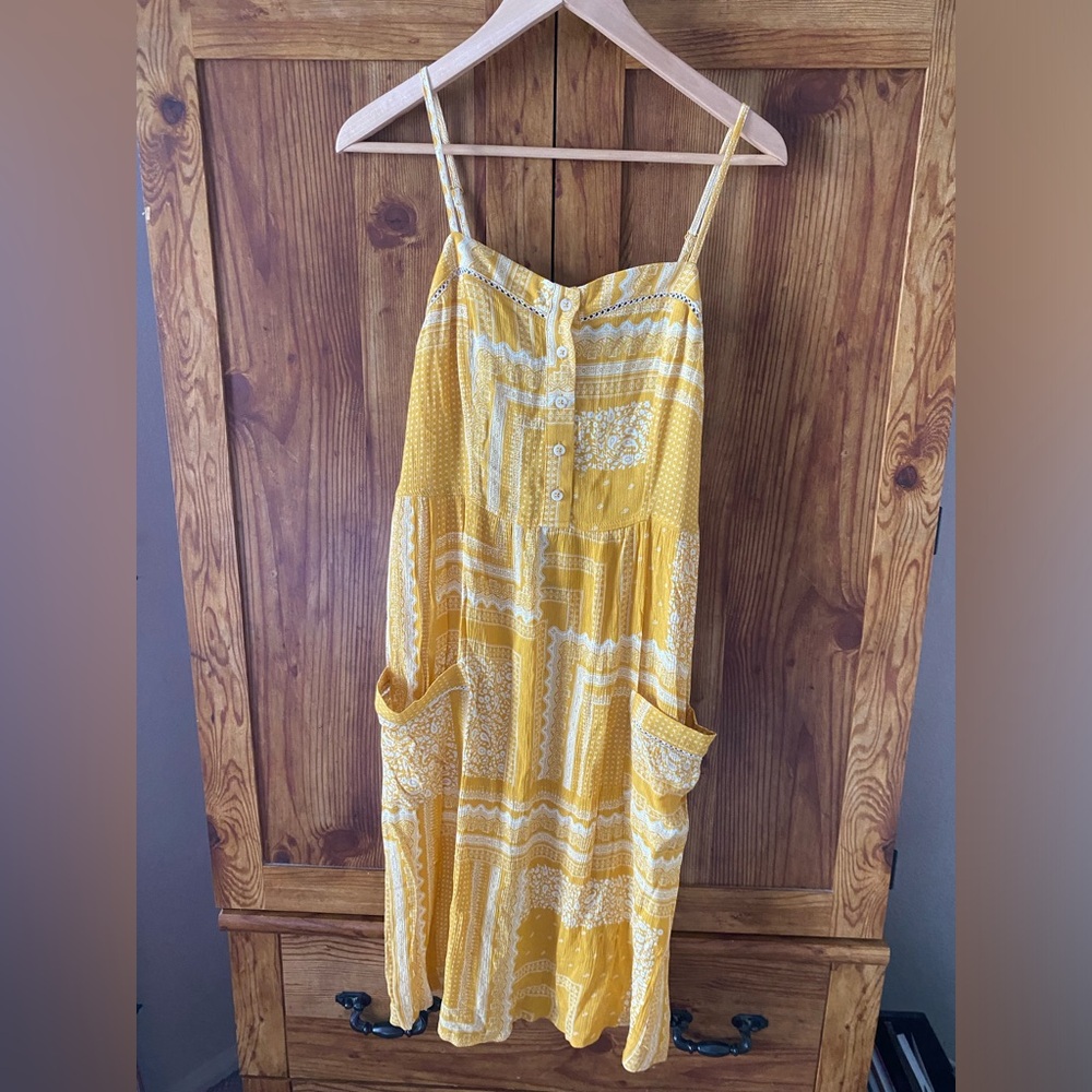 Knox Rose Yellow and White Maxi Dress